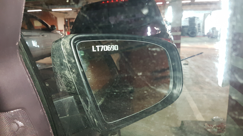 Антивандальная маркировка автомобильных зеркал